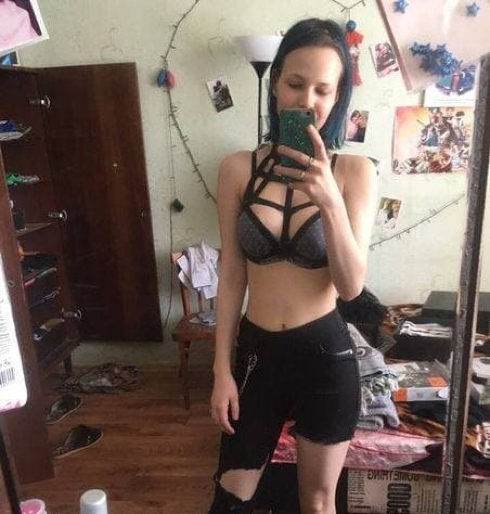 Индивидуалка Карина фото № 2 в городе Россошь