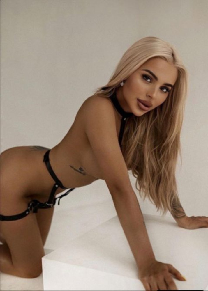 Индивидуалка Ксюша главное фото в городе Россошь 